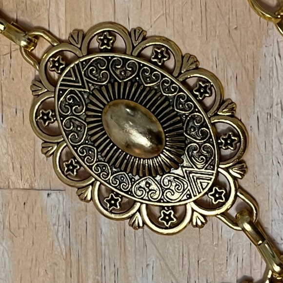 Gold “Look” Metal Chained Belt - Picture 2 of 5